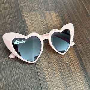 pink babe heart sunglasses